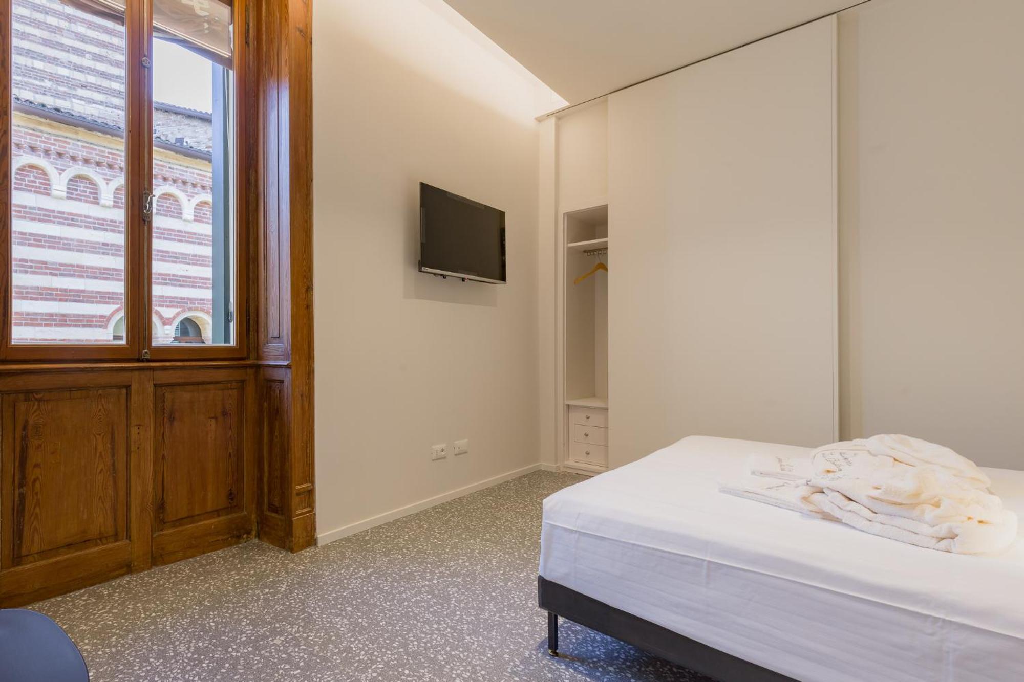 Domus La Costa Apartment Verona Exterior photo