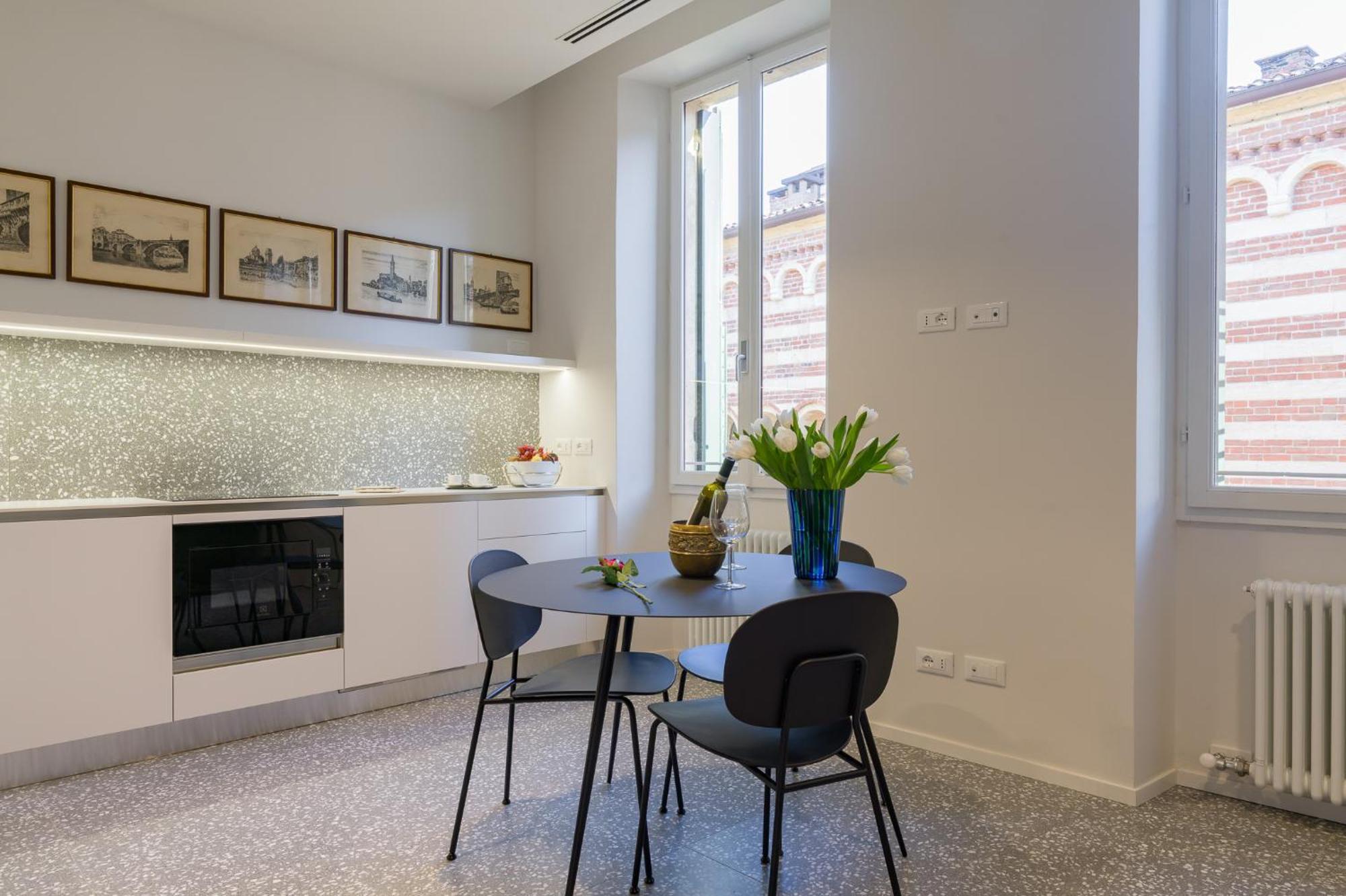 Domus La Costa Apartment Verona Exterior photo