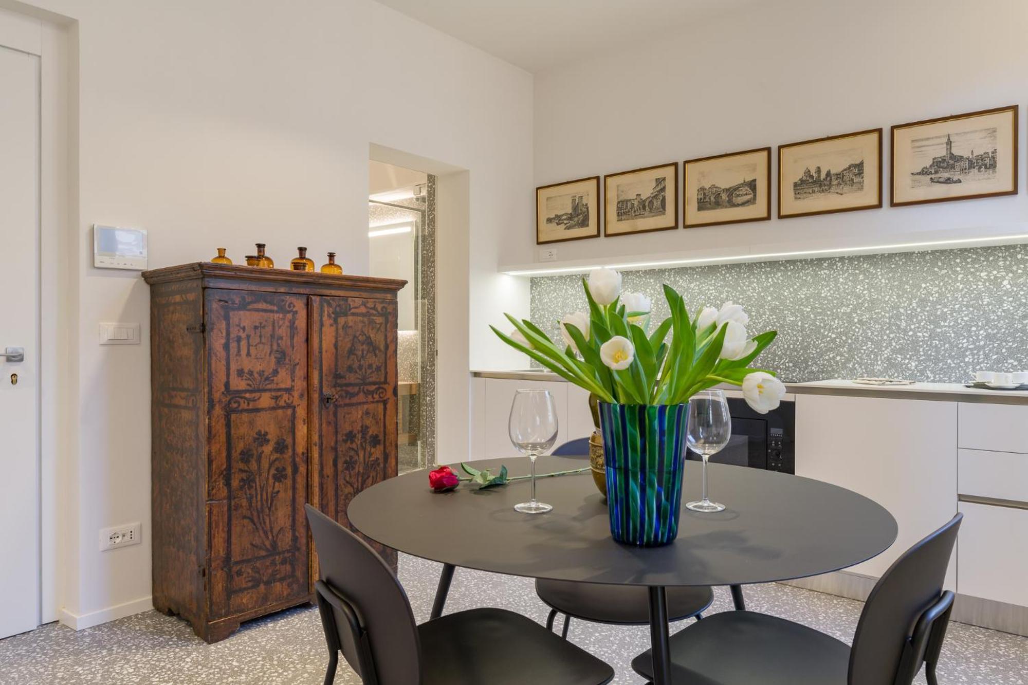 Domus La Costa Apartment Verona Exterior photo